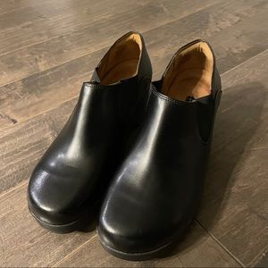 NWOT women’s shoes for crews size 11